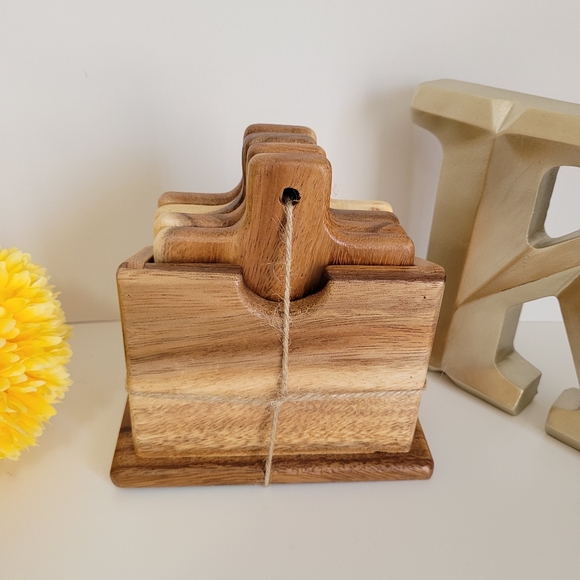 Wood Coaster Set - Picture 4 of 6